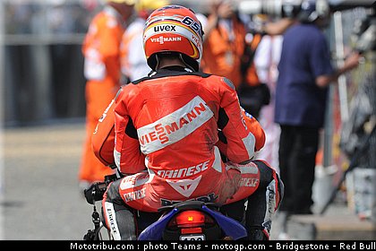 moto2_bradl_7_france_2010.jpg