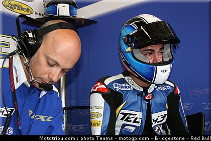 moto2_derosa_09_france_2010.jpg