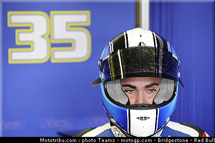 moto2_derosa_11_france_2010.jpg