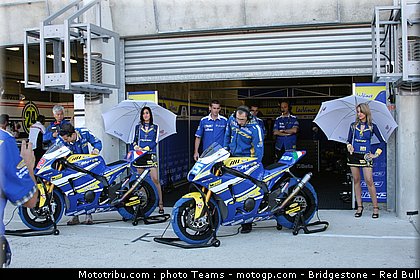 moto2_tech3_3_france_2010.jpg