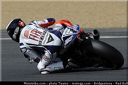 motogp_lorenzo_19_france_2010.jpg