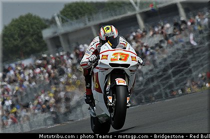 motogp_melandri_19_france_2010.jpg