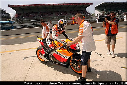 motogp_pedrosa_11_france_2010.jpg