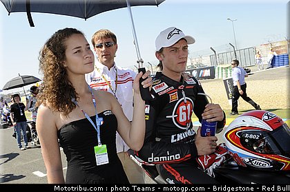 motogp_pit_babes_france_2010_23.JPG