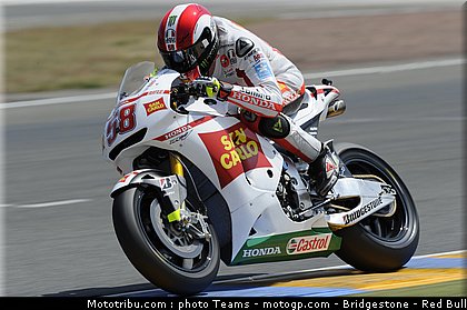 motogp_simoncelli_14_france_2010.jpg