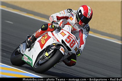 motogp_simoncelli_17_france_2010.jpg