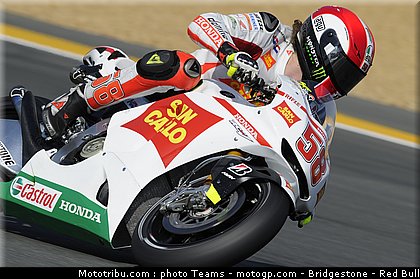 motogp_simoncelli_18_france_2010.jpg