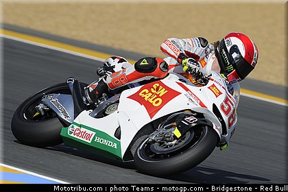 motogp_simoncelli_19_france_2010.jpg