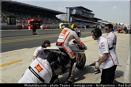 motogp_simoncelli_23_france_2010.jpg