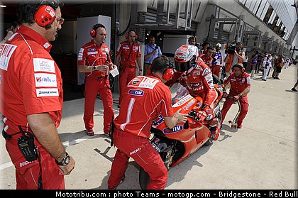 motogp_stoner_14_france_2010.JPG