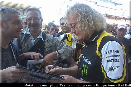 motogp_tech3_8_france_2010.jpg