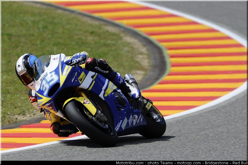 moto2_derosa_01_italie_2010