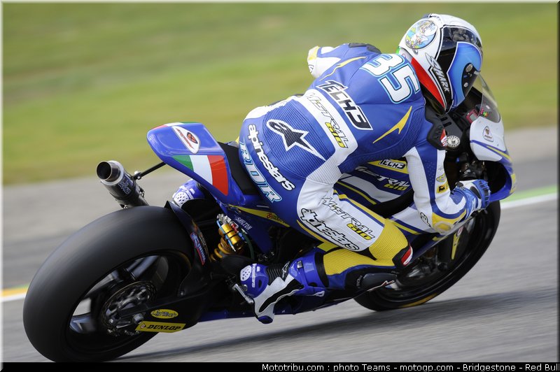moto2_derosa_06_italie_2010
