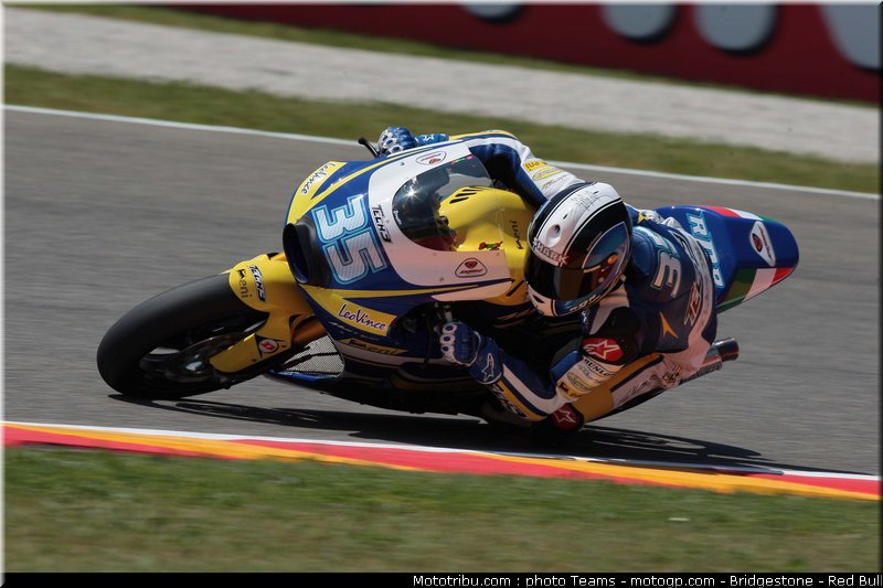moto2_derosa_14_italie_2010