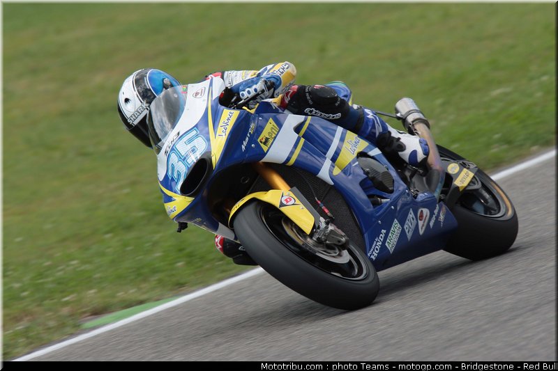 moto2_derosa_18_italie_2010