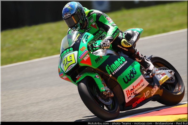 moto2_ianone_2_italie_2010