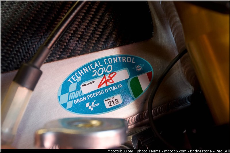 moto2_technomag_cip_05_italie_2010