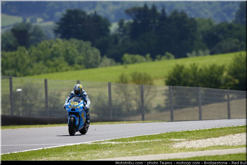 motogp_capirossi_03_italie_2010