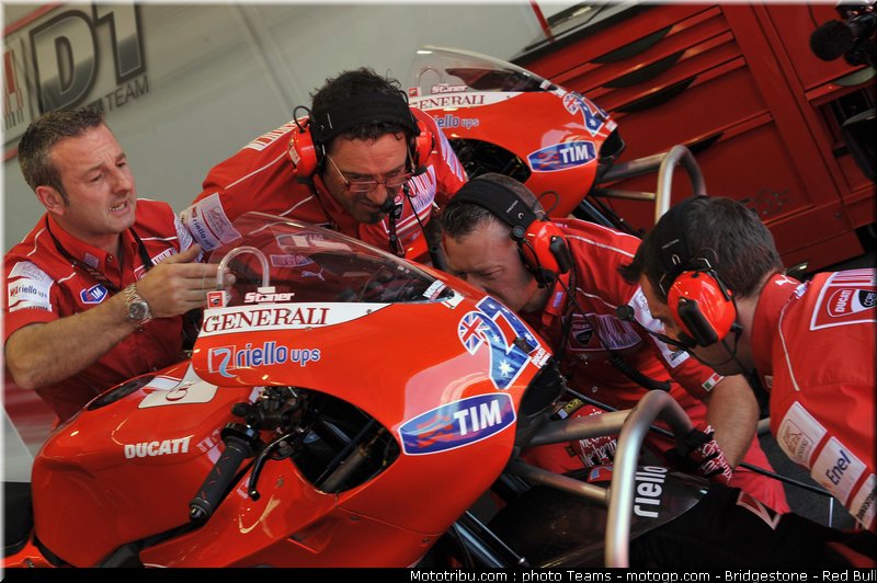 motogp_ducati_1_italie_2010