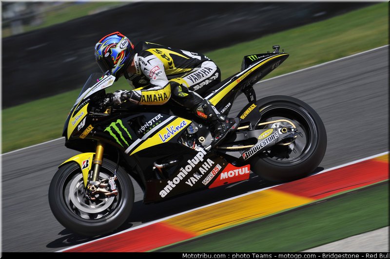 motogp_edwards_11_italie_2010