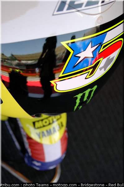 motogp_edwards_21_italie_2010