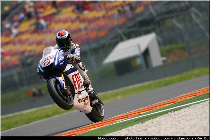 motogp_lorenzo_06_italie_2010