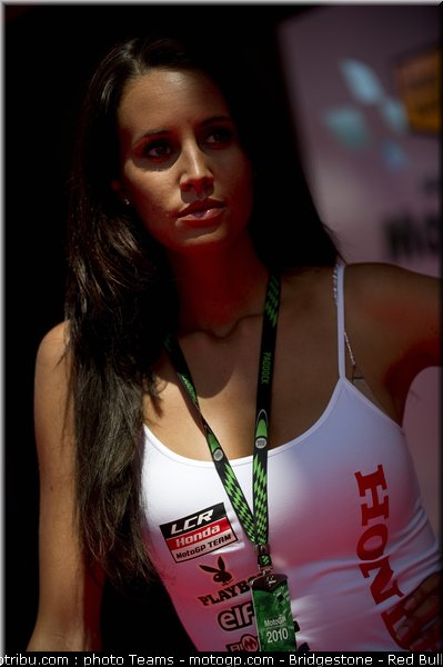 motogp_pitbabes_italie_2010_009