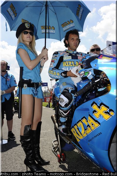 motogp_pitbabes_italie_2010_021