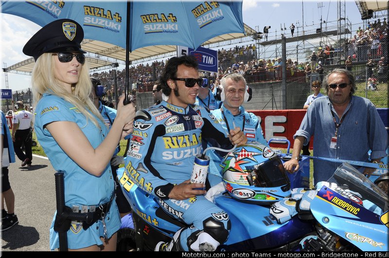 motogp_pitbabes_italie_2010_041