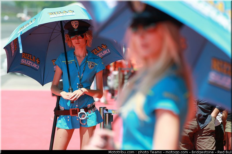 motogp_pitbabes_italie_2010_043