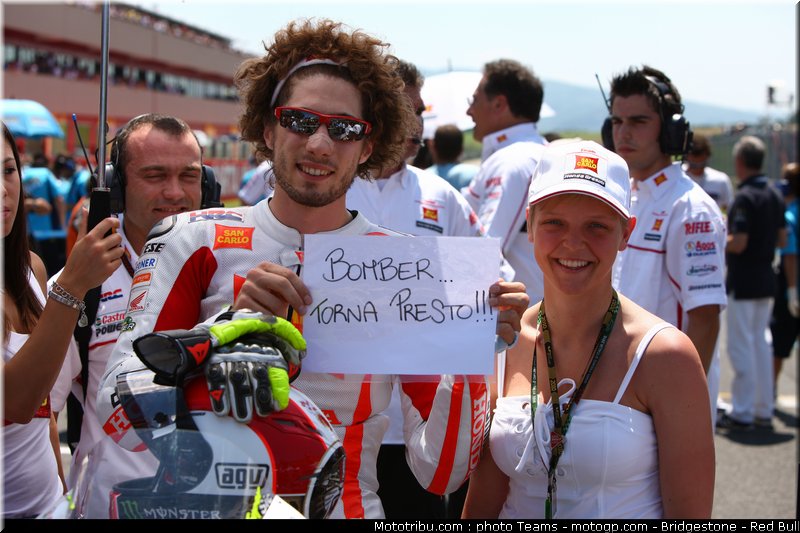 motogp_pitbabes_italie_2010_046
