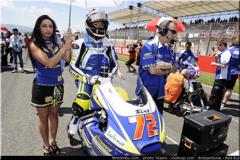 motogp_pitbabes_italie_2010_056