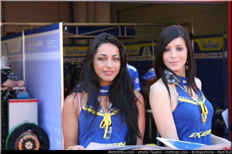 motogp_pitbabes_italie_2010_057