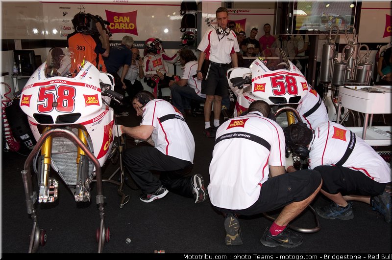 motogp_simoncelli_09_italie_2010