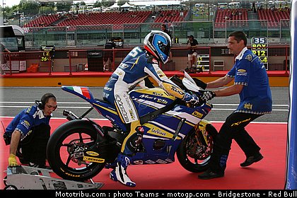 moto2_derosa_11_italie_2010.jpg