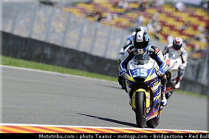 moto2_derosa_13_italie_2010.jpg