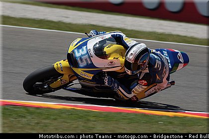 moto2_derosa_14_italie_2010.jpg