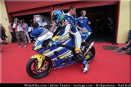 moto2_derosa_15_italie_2010.jpg