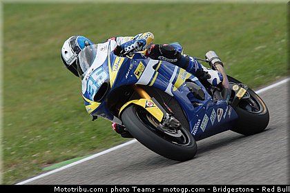 moto2_derosa_18_italie_2010.jpg