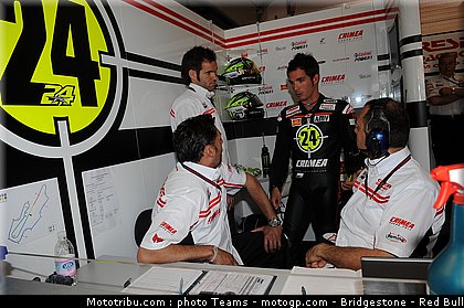 moto2_elias_07_italie_2010.jpg