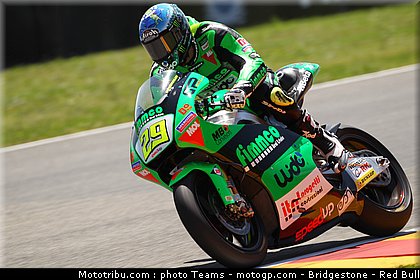 moto2_ianone_2_italie_2010.jpg