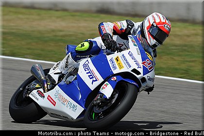 moto2_leonov_6_italie_2010.jpg