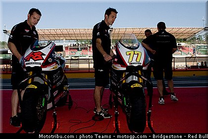 moto2_technomag_cip_07_italie_2010.jpg