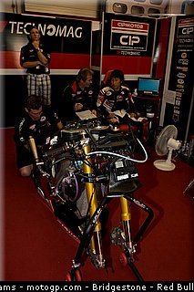 moto2_technomag_cip_22_italie_2010.jpg
