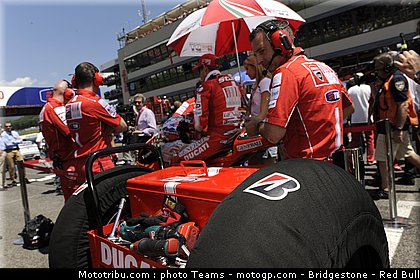 motogp_ducati_2_italie_2010.jpg