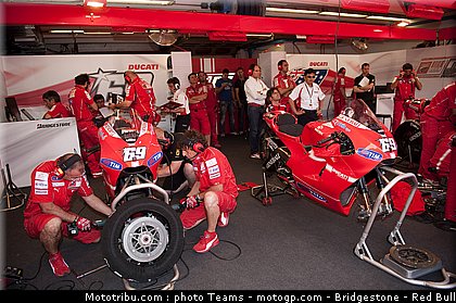 motogp_ducati_6_italie_2010.JPG