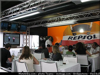 motogp_honda_1_italie_2010.jpg