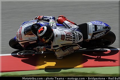 motogp_lorenzo_03_italie_2010.jpg