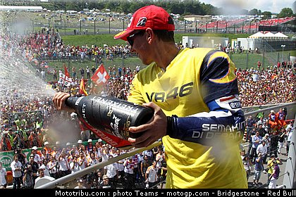 motogp_lorenzo_14_italie_2010.jpg