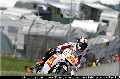 motogp_melandri_28_italie_2010.jpg